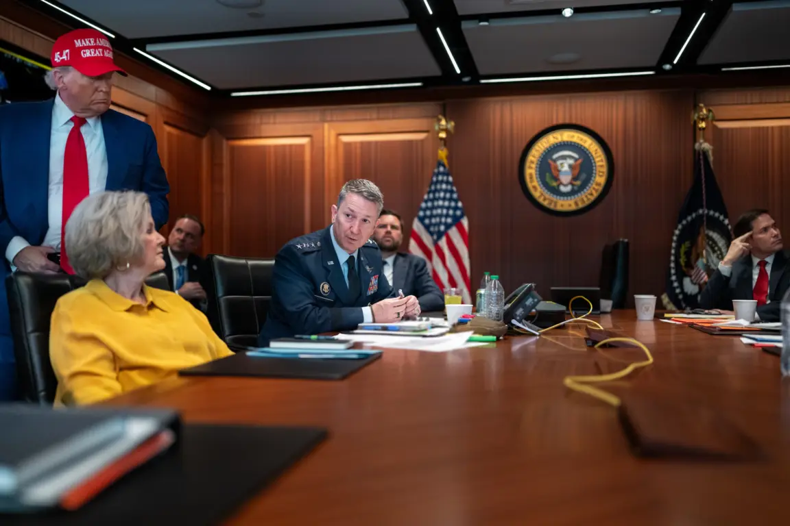 President Donald J. Trump in The Situation Room, June 21, 2025 / Reprodução / Casa Branca