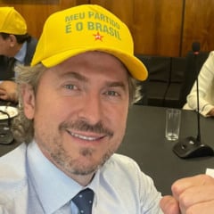 Oposição acusa PT e base governista de roubo após lançamento de slogan ‘Meu Partido É o Brasil’