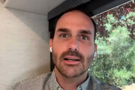 Eduardo Bolsonaro diz que só Moraes pode reverter tarifa de Trump
