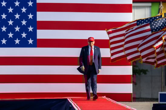 Donald Trump ameaça tarifar países alinhados ao Brics em 10%