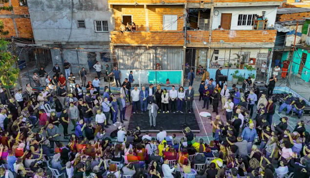 Visita de Lula e Janja à Favela do Moinho foi articulada com ONG ligada ao PCC, aponta reportagem