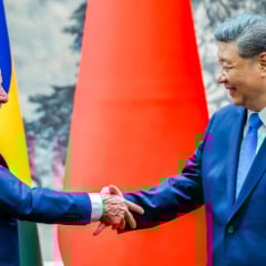 Pequim, 13/05/2025 - Presidente da República, Luiz Inácio Lula da Silva e o Presidente da República Popular da China, Xi Jinping, durante a cerimônia de assinatura de Atos, no Palácio do Povo. Foto: Ricardo Stuckert/PR