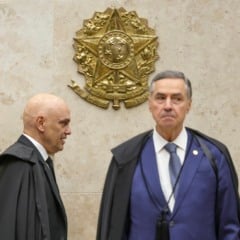 Brasília (DF) 01/08/2025 - Ministros Alexandre de Moraes e o presidente da Corte, Luís Roberto Barroso, durante sessão de abertura do segundo semestre judiciário no Supremo Tribunal Federal (STF).  Foto: Fabio Rodrigues-Pozzebom/ Agência Brasil