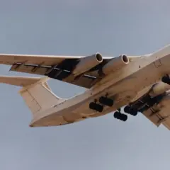 Sancionado pelos EUA, avião russo escalou no Brasil e, na sequência, seguiu para Venezuela e Cuba