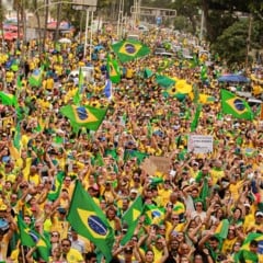 Ruas lotadas em todo o Brasil marcam ato nacional pelo impeachment de Lula e Moraes