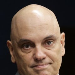 Cartão internacional de Moraes é bloqueado após sanções dos EUA