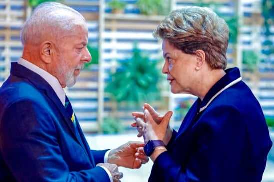Rio de Janeiro(RJ), 23.07.2024 - Presidente da República, Luiz Inácio Lula da Silva, durante encontro com a Presidenta do NBD e Ex-Presidenta da República, Dilma Rousseff, antes da sessão de abertura da Reunião Ministerial da Força Tarefa do G20 para o Estabelecimento de uma Aliança Global contra a Fome e a Pobreza, na sede da ONG Ação da Cidadania. Foto: Ricardo Stuckert/PR