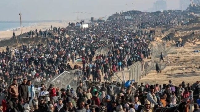 200 mil palestinos retornam ao norte de Gaza após início do ‘pacto Trump’