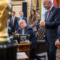 Trump anuncia prioridade em visto para torcedores com ingresso da Copa