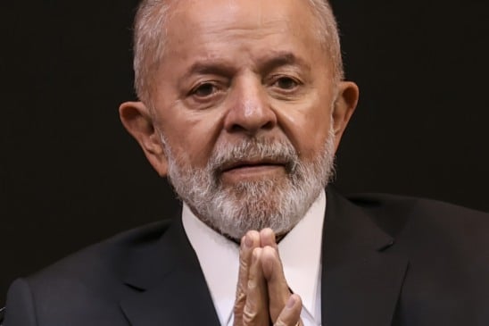 Lula confirma reeleição e dá largada para 2026: ‘Pronto para comandar o Brasil por mais 4 anos’