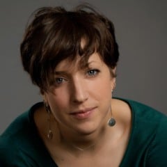 FBI faz busca em resid&ecirc;ncia de jornalista do Washington Post ligada a reportagens sobre demiss&otilde;es no governo Trump