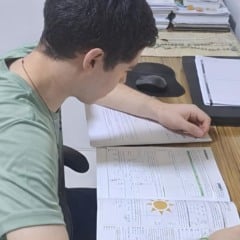 Estudante com 175 acertos no Enem relata rotina intensa até aprovação em Medicina