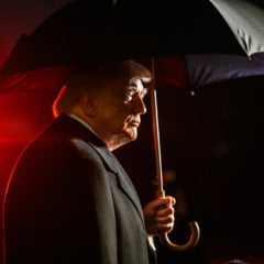 Trump orienta americanos a deixarem o Irã ’imediatamente’