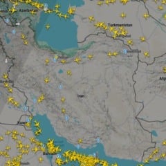 Ir&atilde; fecha espa&ccedil;o a&eacute;reo em meio a temores de ataque dos EUA