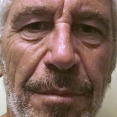 Novos arquivos do caso Epstein exp&otilde;em rede de poder, rela&ccedil;&otilde;es mantidas ap&oacute;s condena&ccedil;&atilde;o e comunica&ccedil;&otilde;es in&eacute;ditas