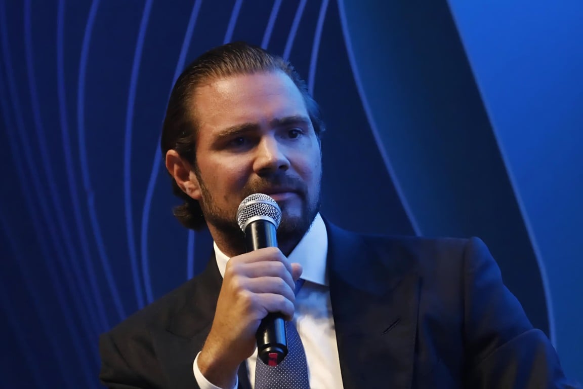 © Esfera Brasil © Esfera Brasil